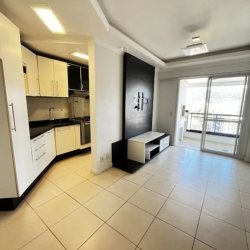 Apartamentos com 68m², 2 quartos, 1 suíte, 2 garagens, no bairro Trindade em Florianópolis