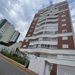 Apartamentos com 77m², 2 quartos, 1 suíte, 1 garagem, no bairro Barrreiros em São José