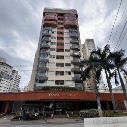 Apartamentos com 62m², 2 quartos, 1 suíte, 1 garagem, no bairro Centro em Florianópolis