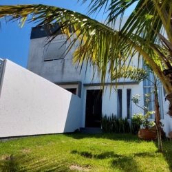 Casa Residencial com 110m², 3 quartos, 1 suíte, 1 garagem, no bairro Campeche em Florianópolis