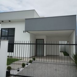 Casa Residencial com 95m², 2 quartos, 1 suíte, 2 garagens, no bairro Bela Vista em Palhoça