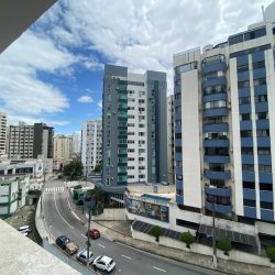 Apartamentos com 122m², 3 quartos, 1 suíte, 1 garagem, no bairro Centro em Florianópolis