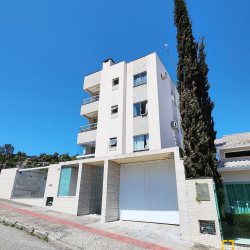 Apartamentos com 67m², 2 quartos, 1 garagem, no bairro Forquilhinha em São José