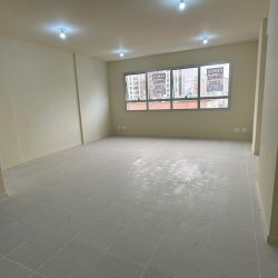 Sala com 37m², no bairro Estreito em Florianópolis