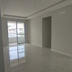 Apartamentos com 80m², 3 quartos, 1 suíte, 2 garagens, no bairro Ingleses do Rio Vermelho em Florianópolis