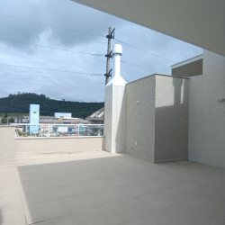 Apartamentos com 116m², 2 quartos, 1 suíte, 2 garagens, no bairro Ingleses do Rio Vermelho em Florianópolis