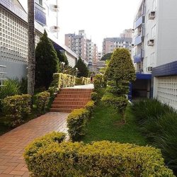 Apartamentos com 76m², 2 quartos, 1 suíte, 1 garagem, no bairro Abraão em Florianópolis