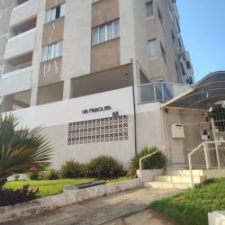 Apartamentos com 82m², 3 quartos, 1 suíte, no bairro Córrego Grande em Florianópolis