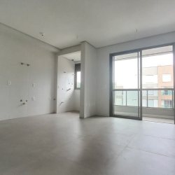 Apartamentos com 76m², 3 quartos, 1 suíte, 1 garagem, no bairro Carvoeira em Florianópolis