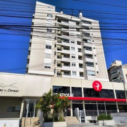 Apartamentos com 82m², 3 quartos, 1 suíte, 1 garagem, no bairro Abraão em Florianópolis